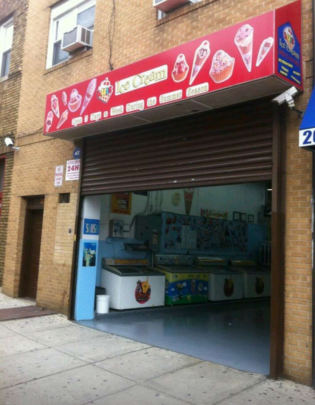 Luis Ice Cream | 1715 Bergenline Ave, Union City, NJ 07087, USA | Phone: (201) 583-1031