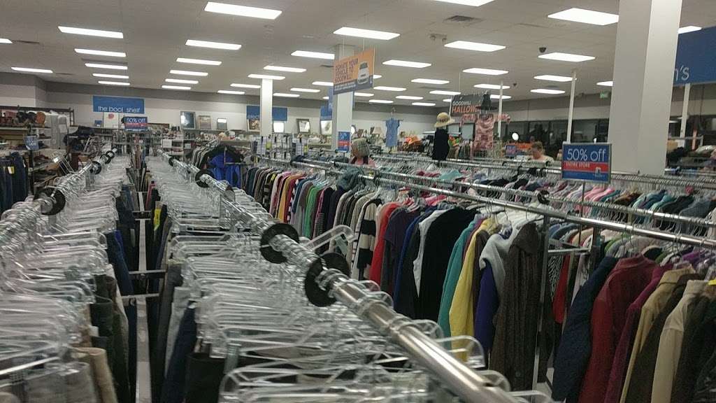 Goodwill Golden | 17722 S Golden Rd, Golden, CO 80401, USA | Phone: (303) 271-9991