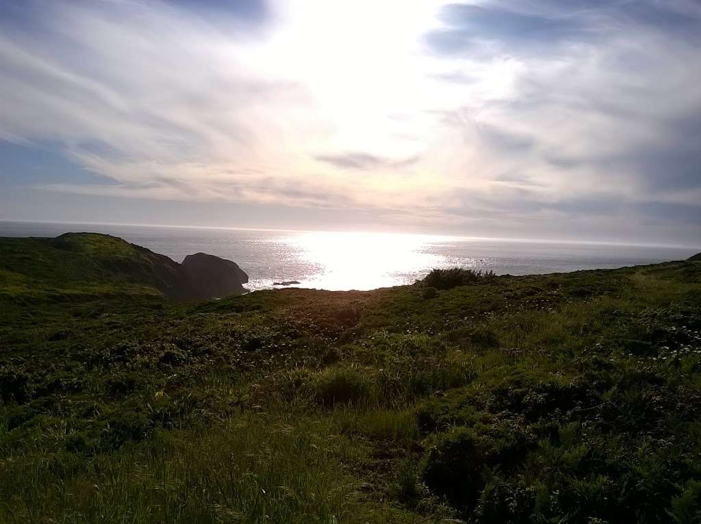 Ballou Point Trailhead | W Ridgecrest Blvd, Stinson Beach, CA 94970, USA