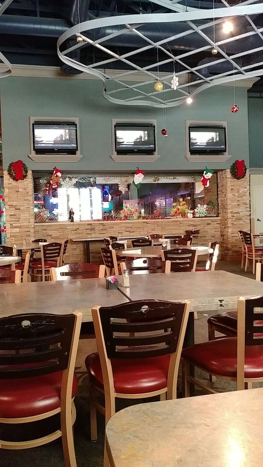 Town Center Lounge II | 2992 W Cheyenne Ave, North Las Vegas, NV 89032, USA | Phone: (702) 646-1131