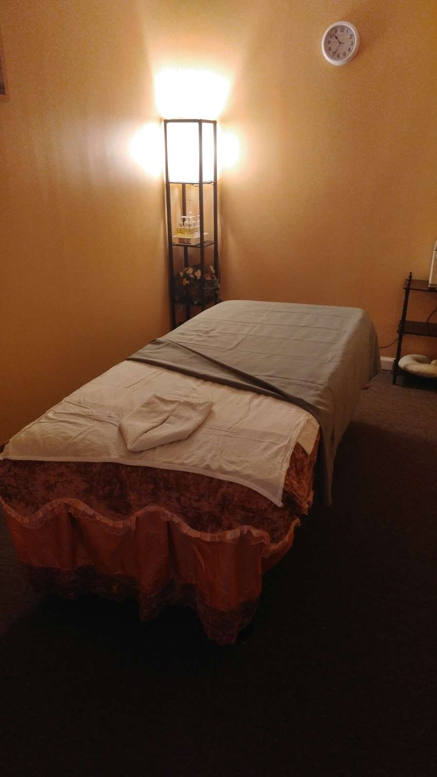 Swan Spa | 1215 NE Rice Rd, Lees Summit, MO 64086 | Phone: (816) 888-0997