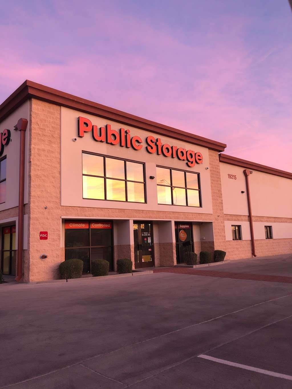 Public Storage | 19215 N Cave Creek Rd, Phoenix, AZ 85024, USA | Phone: (602) 842-6139