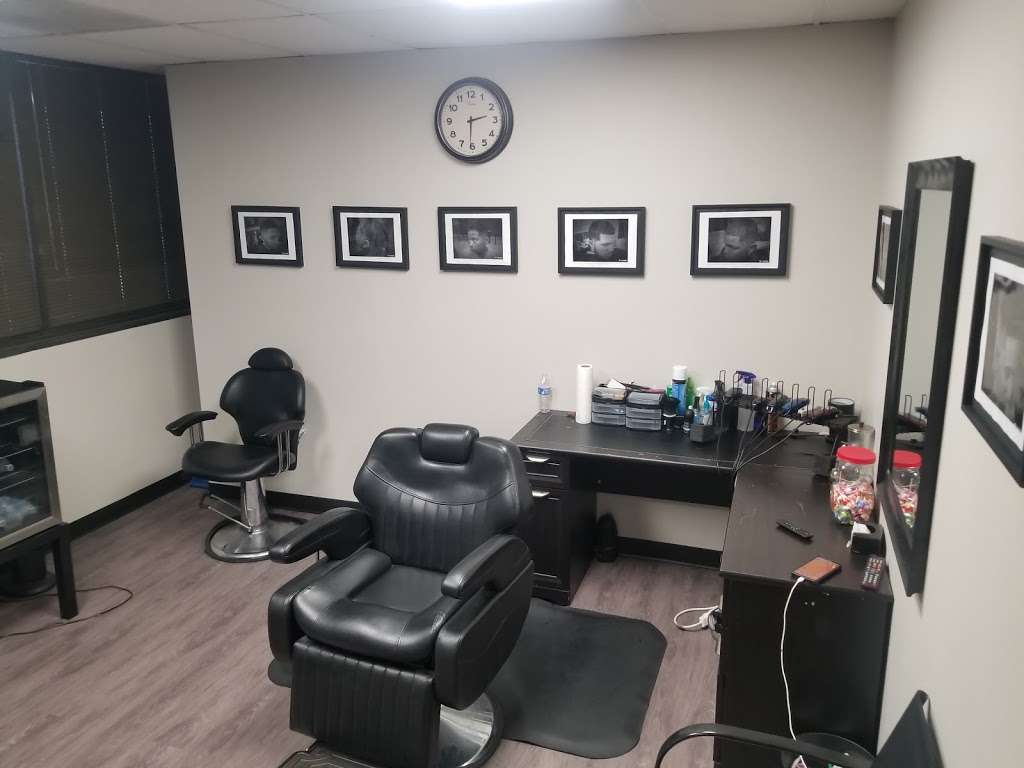 J2 Barber Studio | 14300 Cornerstone Village Dr suite 521-e, Houston, TX 77014, USA | Phone: (713) 384-2636