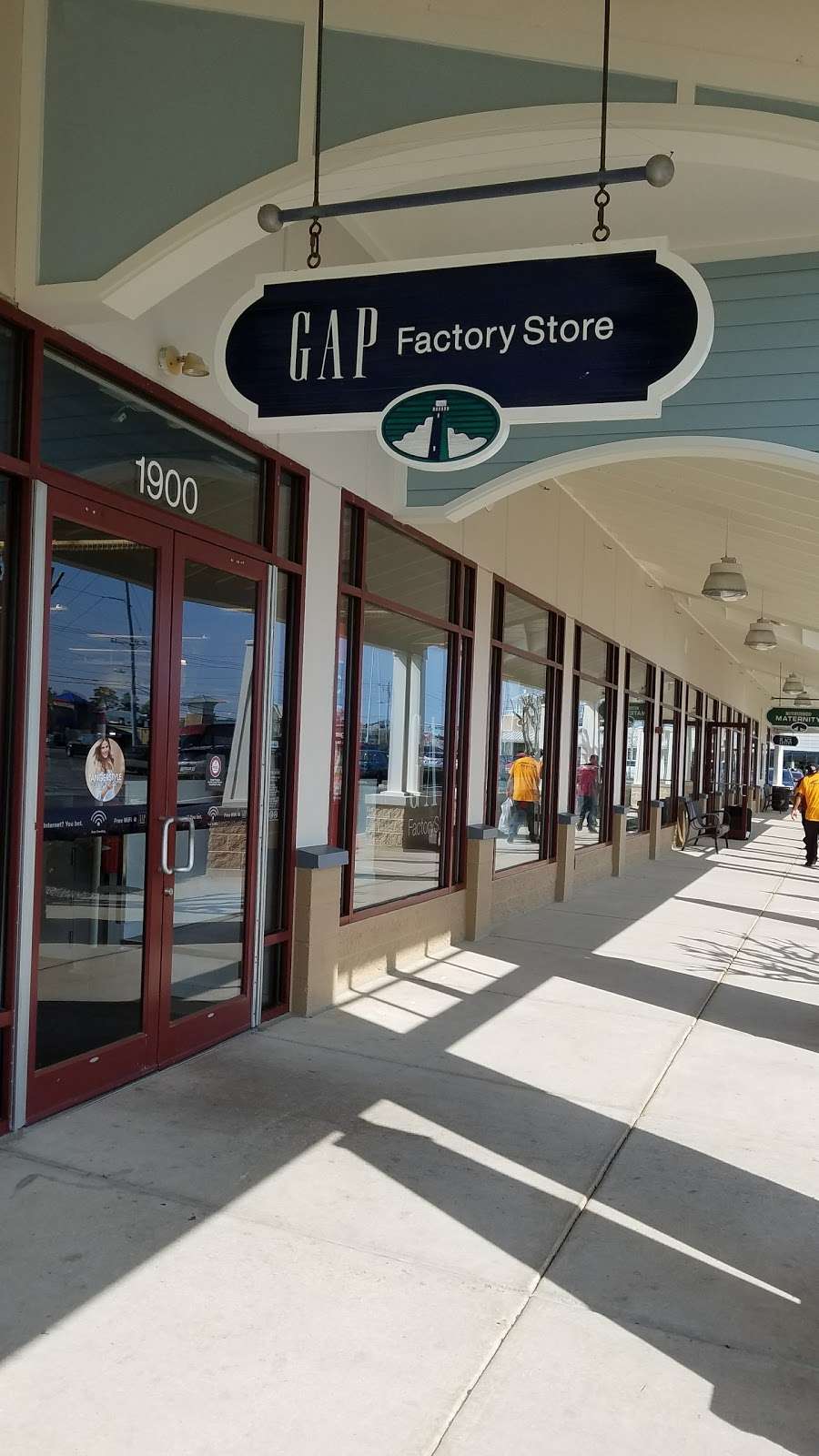 Gap Outlet | 36461 Seaside Outlet Dr, Rehoboth Beach, DE 19971, USA | Phone: (302) 226-0870