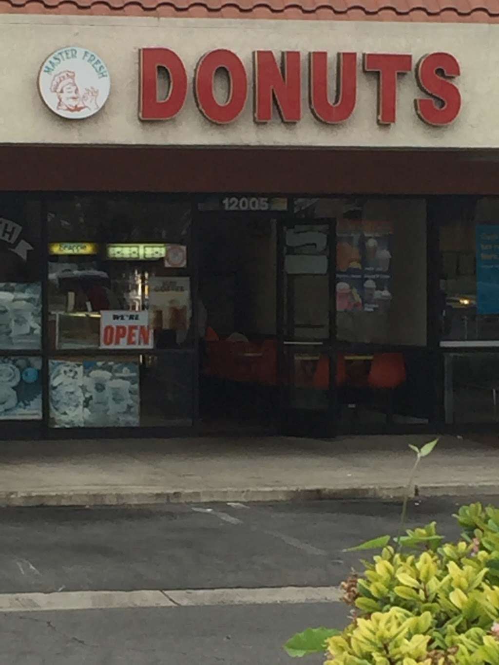 Master Fresh Donuts | 12005 Beach Blvd, Stanton, CA 90680, USA | Phone: (714) 901-3301