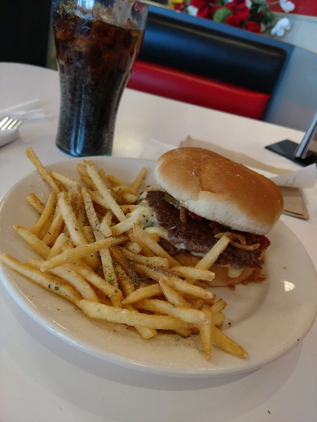 Steak n Shake | 1236 W, IN-32, Lebanon, IN 46052, USA | Phone: (765) 482-9371