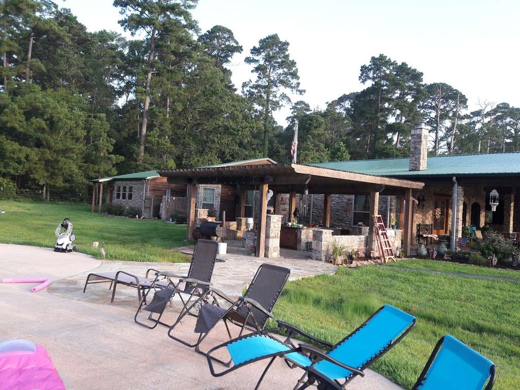 Cove Country Store | 6013 S Farm-to-Market 565 Rd, Cove, TX 77523, USA | Phone: (281) 573-3300