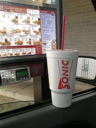 Sonic Drive-In | 1316 W Belt Line Rd, DeSoto, TX 75115, USA | Phone: (972) 274-4627