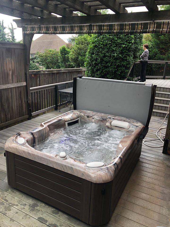 Fiesta Pools and Spas, LLC | 9502 E 21st St, Tulsa, OK 74129, USA | Phone: (918) 622-7250