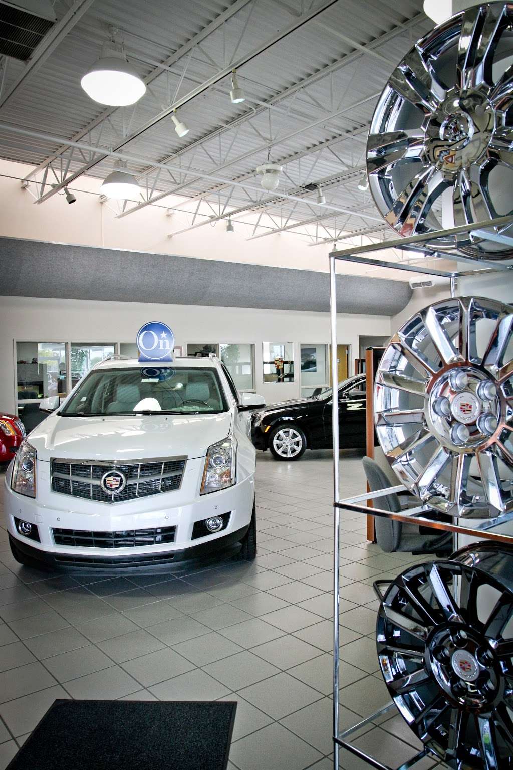 Lockhart Cadillac of Greenwood | 1287 S, US-31, Greenwood, IN 46143, USA | Phone: (317) 865-1551