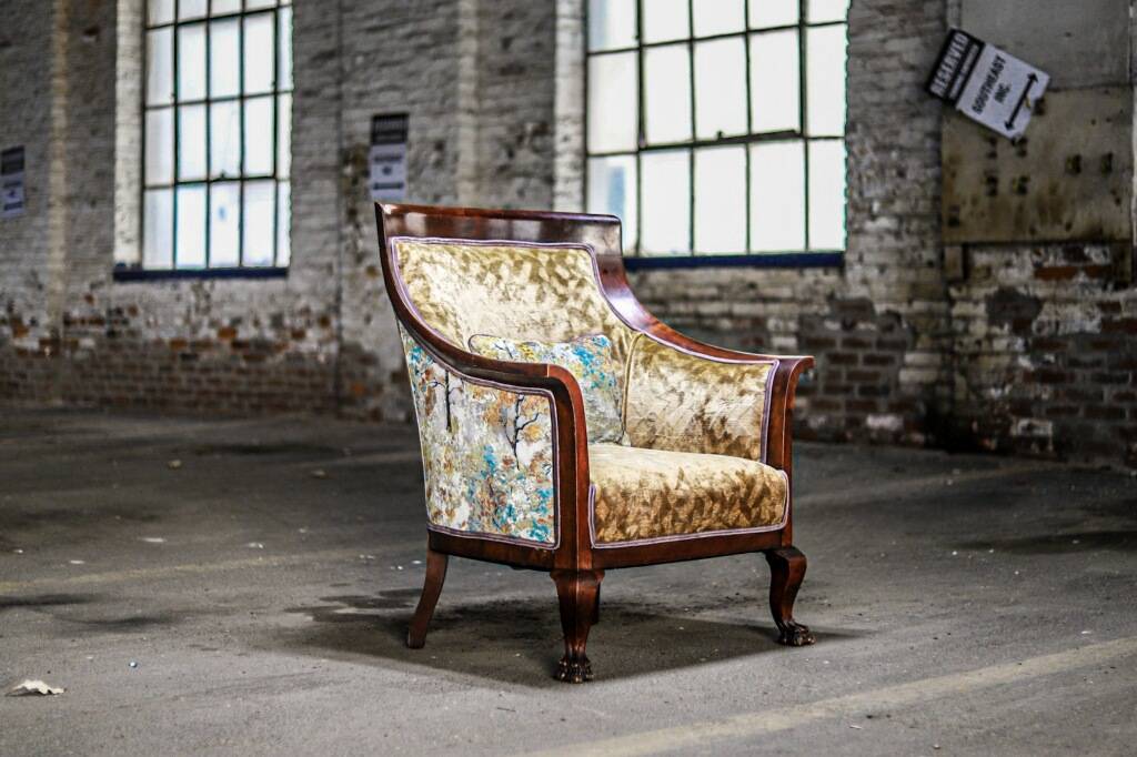 Old Town Upholstery | 371 Maier Pl Suite 540, Columbus, OH 43215, USA | Phone: (614) 636-3620