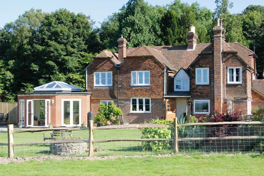 Bewl Rookery Bed and Breakfast | Lower Cousley Wood, Wadhurst TN5 6HE, UK | Phone: 07704 196520