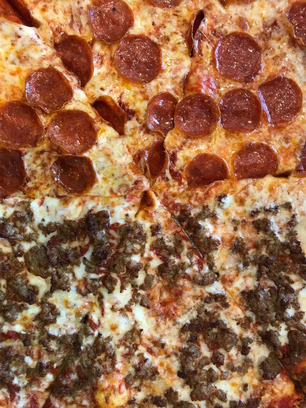 Brioles Pizza | 2556, 416 Sicklerville Rd, Sicklerville, NJ 08081, USA | Phone: (856) 818-9910