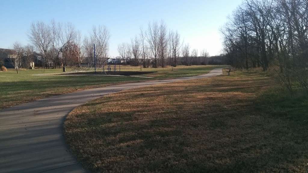 Green Meadows Park | 3613 Brush Creek Dr, Lawrence, KS 66047 | Phone: (785) 832-3477