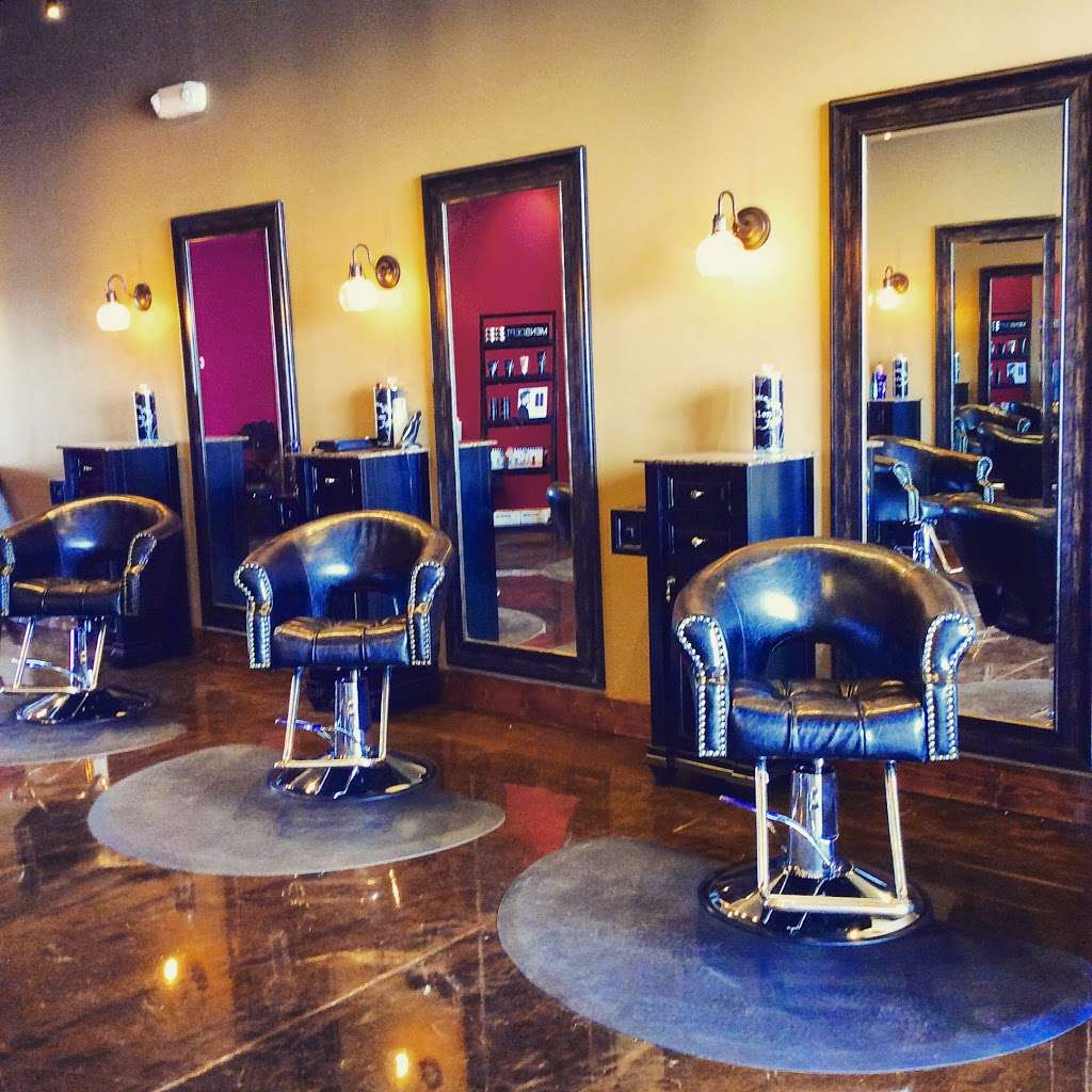 B Stunning Salon | 13123 South La Grange Road, Orland Park, IL 60462, USA | Phone: (708) 671-8581