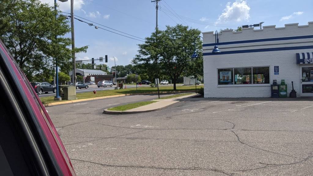 White Castle | 4515 S Robert Trail, Inver Grove Heights, MN 55077, USA | Phone: (651) 455-0403