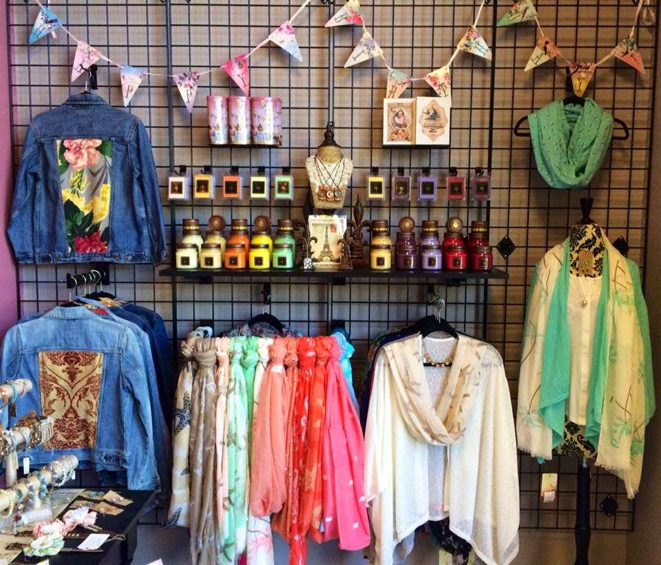 SPARKLY RAGZ CONSIGNMENT BOUTIQUE | 700 Main St Suite 114, Suisun City, CA 94585, USA | Phone: (707) 426-4303