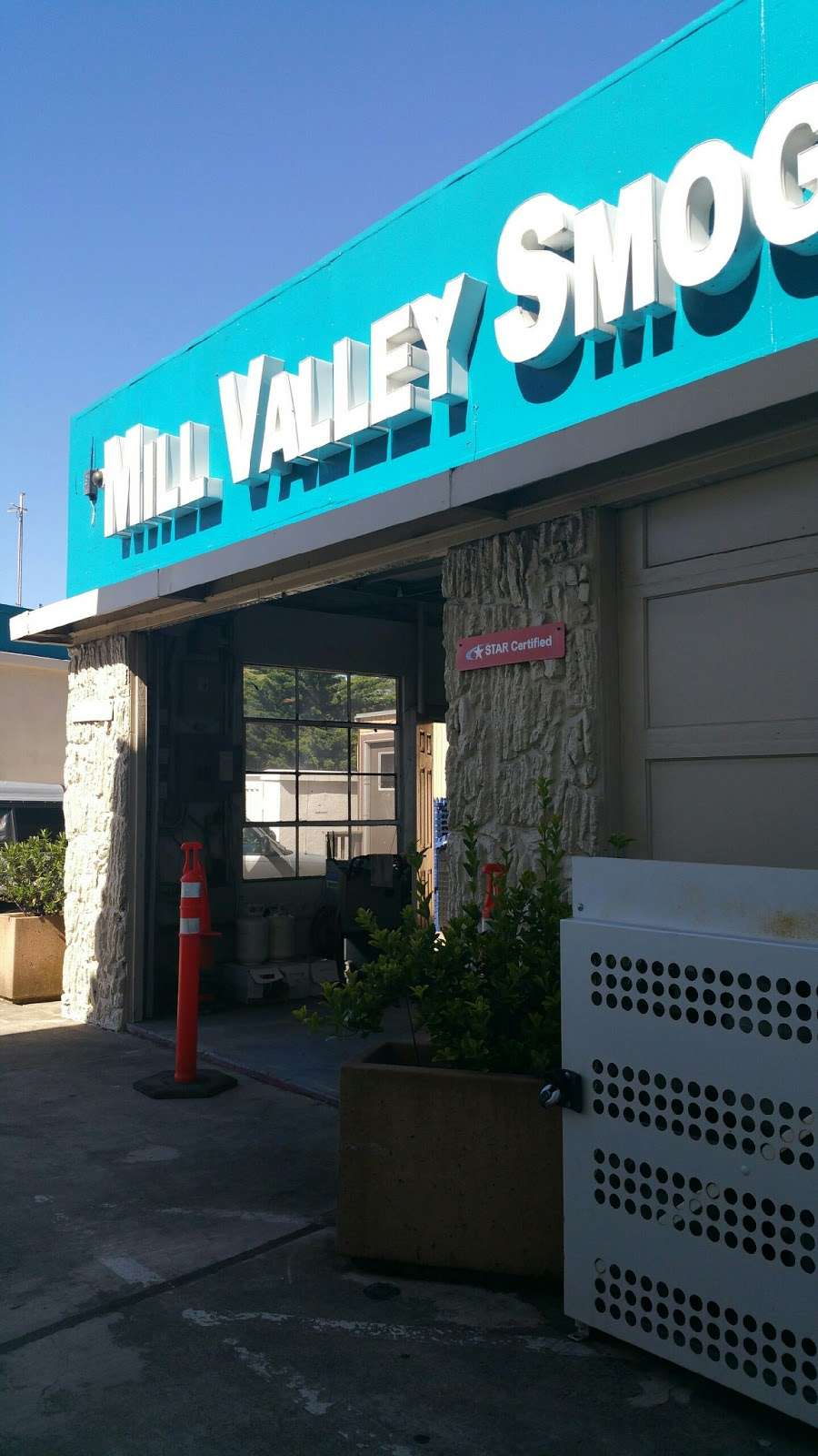 Mill Valley Smog | 580 Redwood Hwy, Mill Valley, CA 94941, USA | Phone: (415) 383-9009