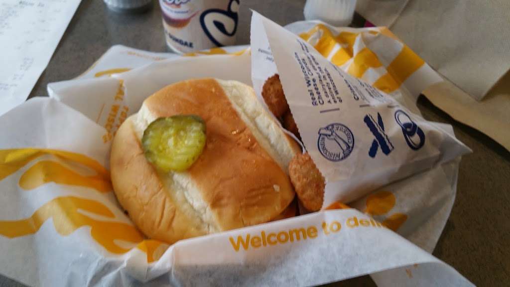 Culvers | 15280 W Bluemound Rd, Elm Grove, WI 53122, USA | Phone: (262) 784-4470