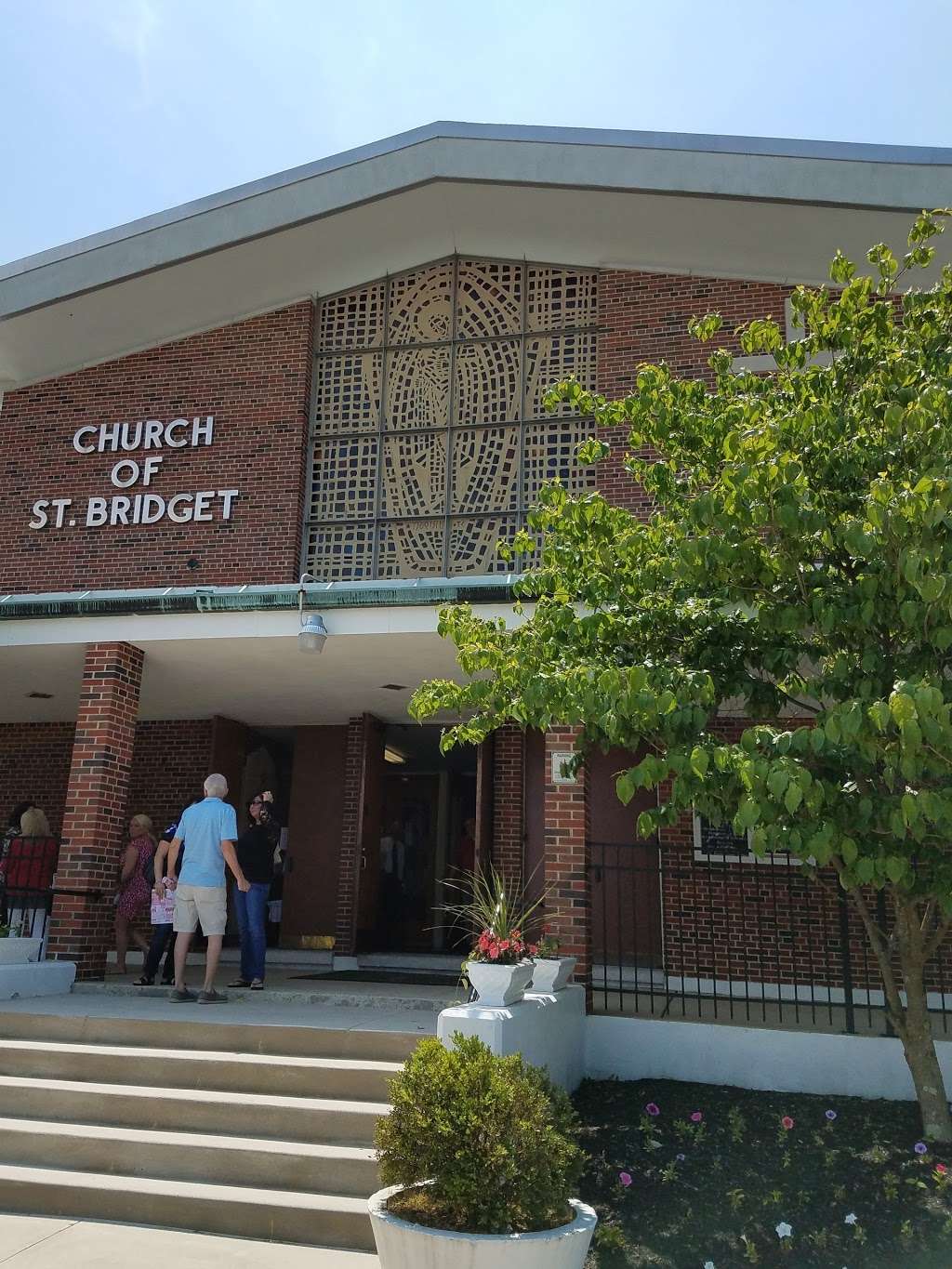 Saint Bridget University Parish | 125 Church St, Glassboro, NJ 08028, USA | Phone: (856) 881-2753