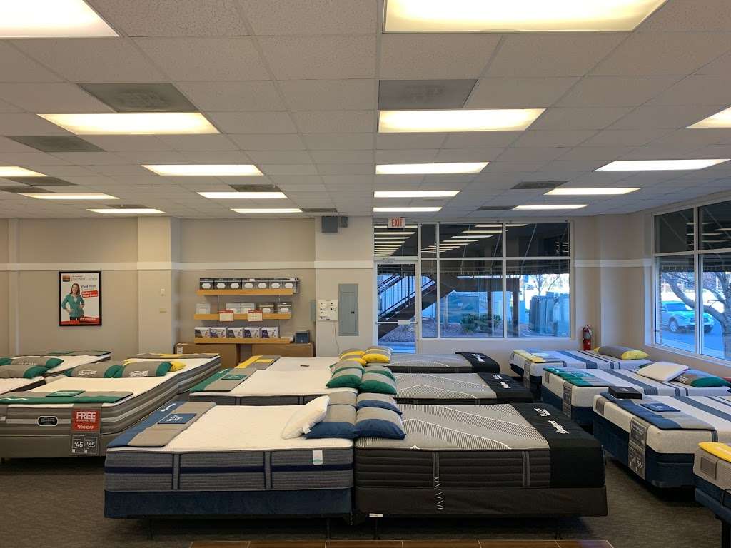 Mattress Firm Southpark | 4735 Sharon Rd Ste 100, Charlotte, NC 28210 | Phone: (704) 367-9155