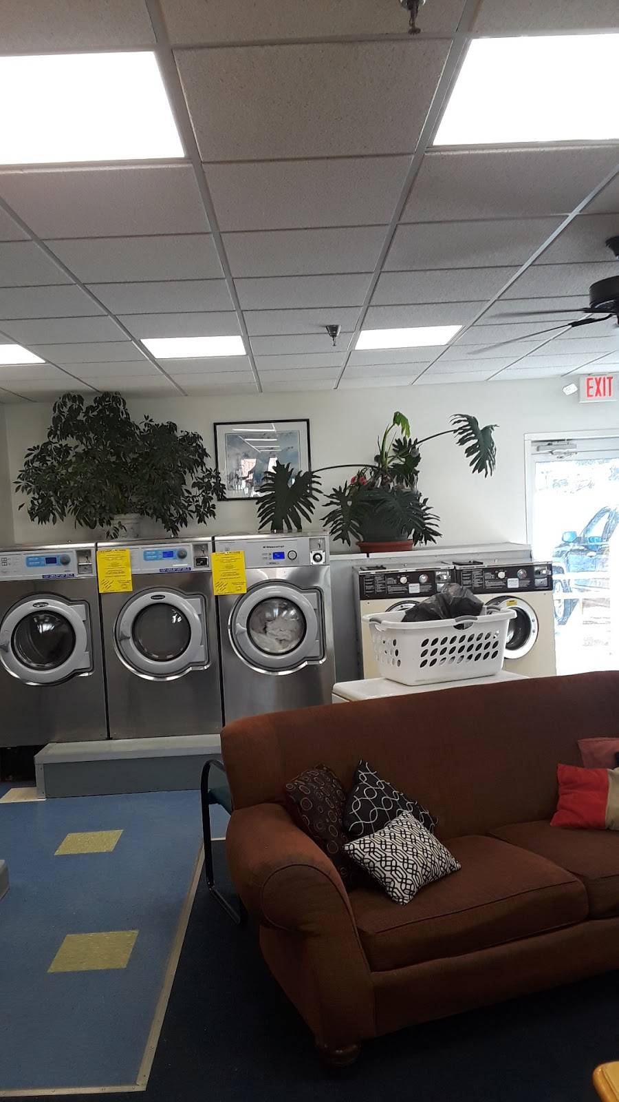 A 1 Laundry & Dry Cleaning | 2645 White Bear Ave, St Paul, MN 55109, USA | Phone: (651) 770-0297