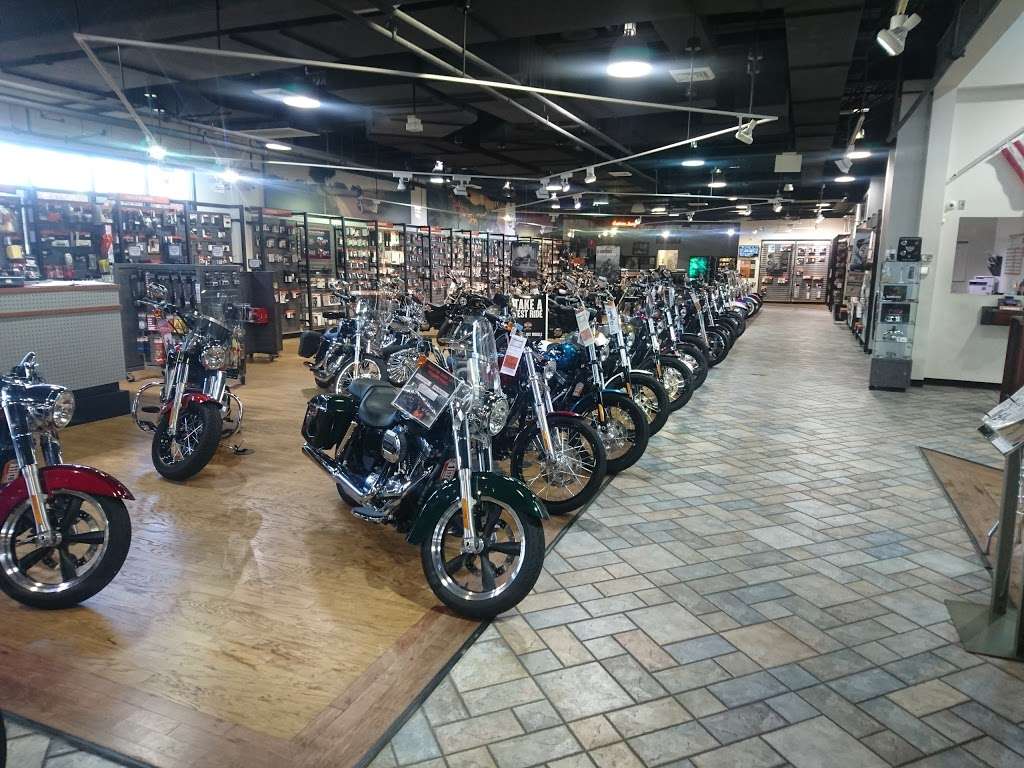 Patriot Harley-Davidson | 9739 Fairfax Blvd, Fairfax, VA 22031 | Phone: (703) 352-5400