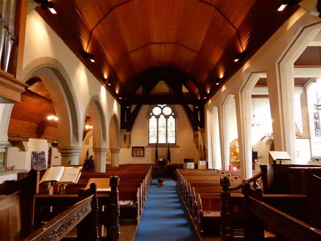 St Peters Church | 85 Rectory Ln, Banstead SM7 3NR, UK | Phone: 01737 352849