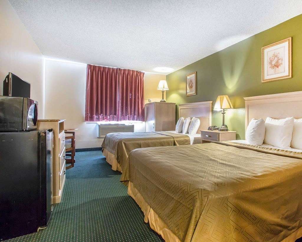 Rodeway Inn & Suites | 102 Tuckahoe Rd US 40 &, NJ-54, Buena, NJ 08310 | Phone: (856) 697-9000