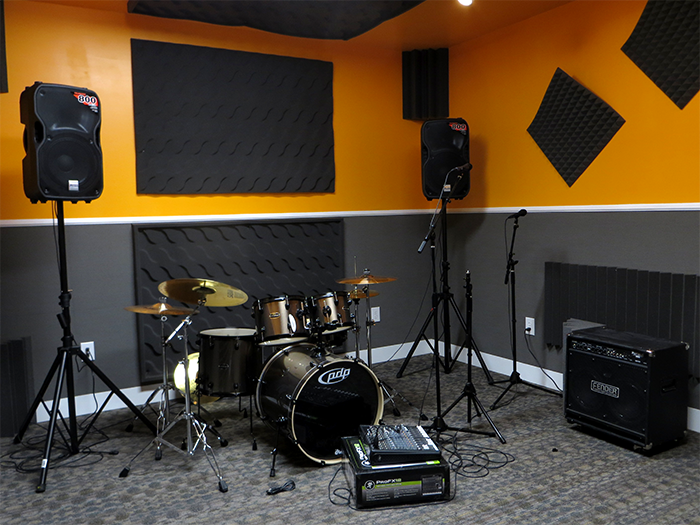 Decibel Rehearsal Studios | 14200 E Otero Ave, Englewood, CO 80112 | Phone: (720) 460-4956