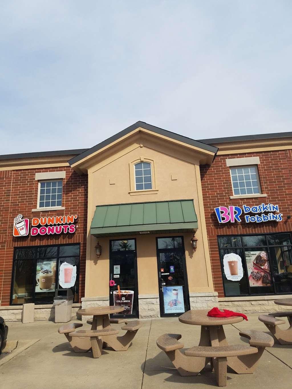 Dunkin Donuts | 12371 Derby Ln, Lemont, IL 60439 | Phone: (630) 243-9613