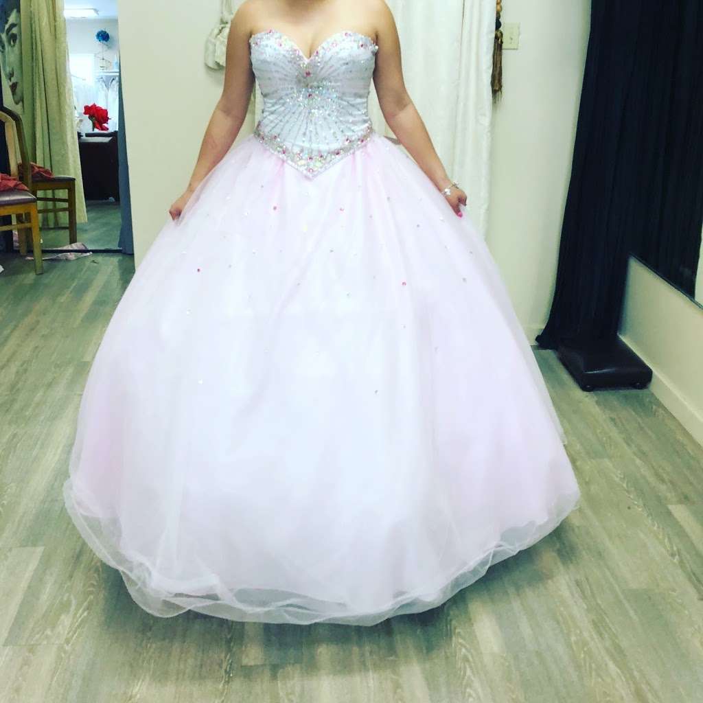The Rose Garden Wedding Centre Boutique | 24141 Highway 59 North, Porter, TX 77365, USA | Phone: (281) 577-7673
