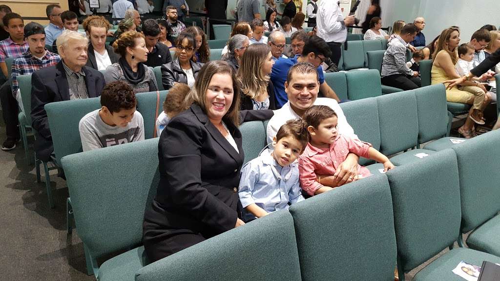 New Life Brazilian Christian | 411 NE 31st Ct, Pompano Beach, FL 33064 | Phone: (954) 946-5256