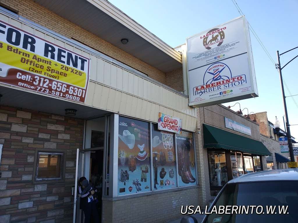 Laberinto Western Wear | 5710 S Pulaski Rd, Chicago, IL 60629, USA | Phone: (773) 640-8427