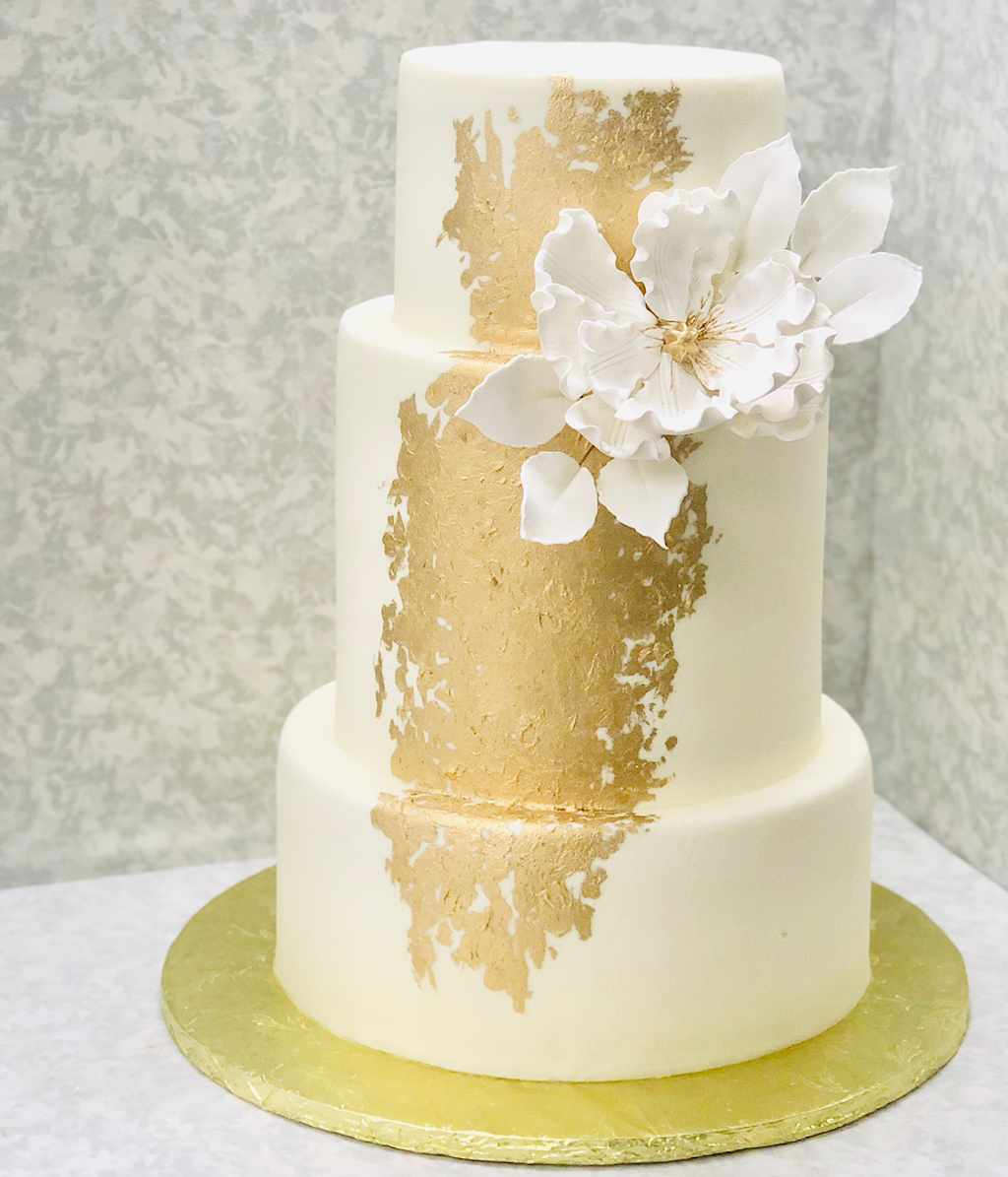 Queen of Cakes | 7027 Amundson Ave, Edina, MN 55439, USA | Phone: (952) 942-7628