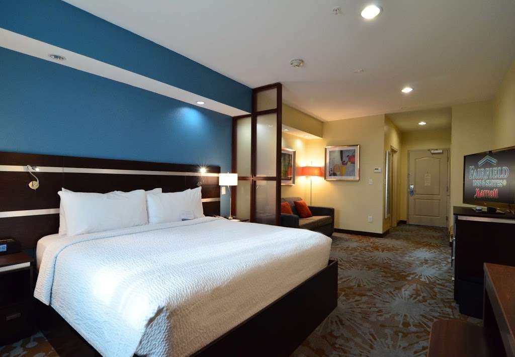 Fairfield Inn & Suites by Marriott Houston North/Spring | 24485 Interstate 45 N, Spring, TX 77380, USA | Phone: (281) 719-8460