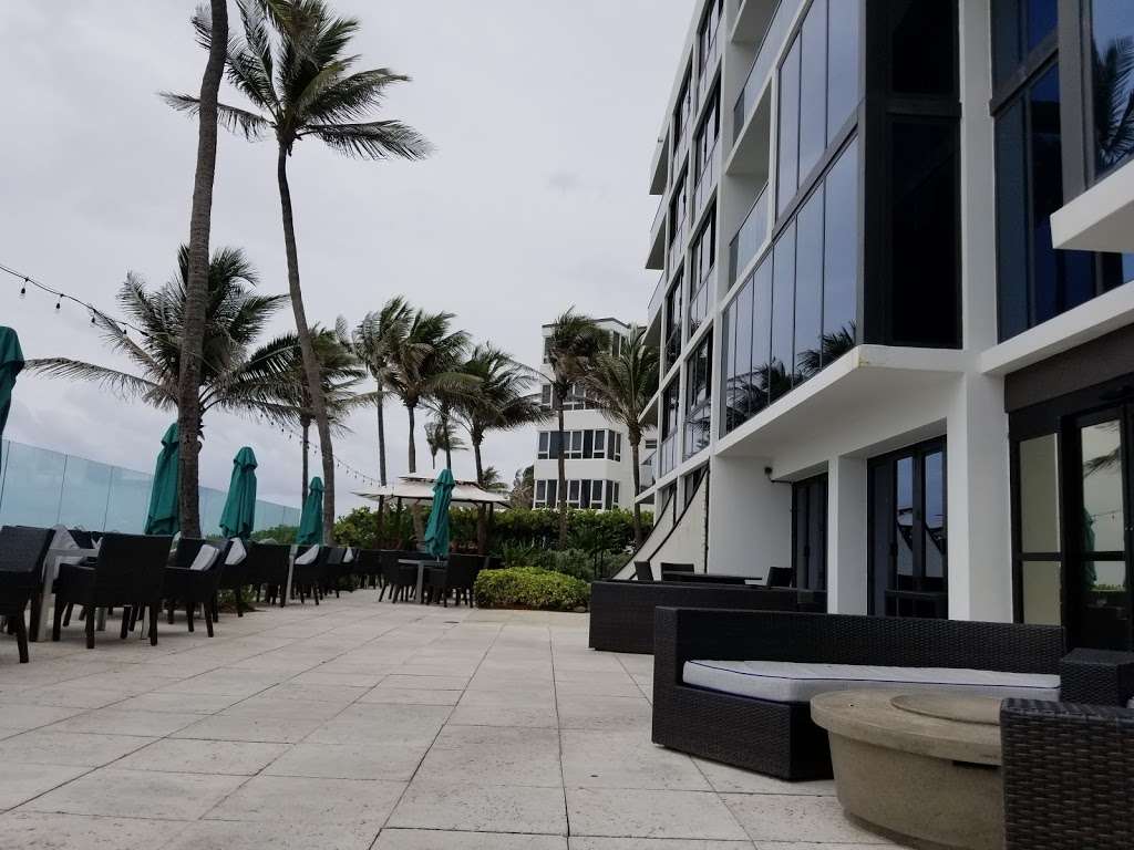 Tideline Ocean Resort And Spa | 2842 S Ocean Blvd, Palm Beach, FL 33480, USA | Phone: (561) 540-6440
