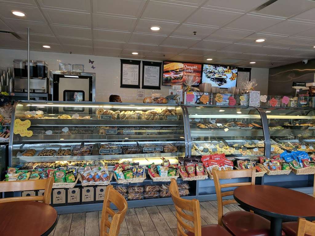 Bagels on Main | 87 E Main St, Huntington, NY 11743, USA | Phone: (631) 673-1902