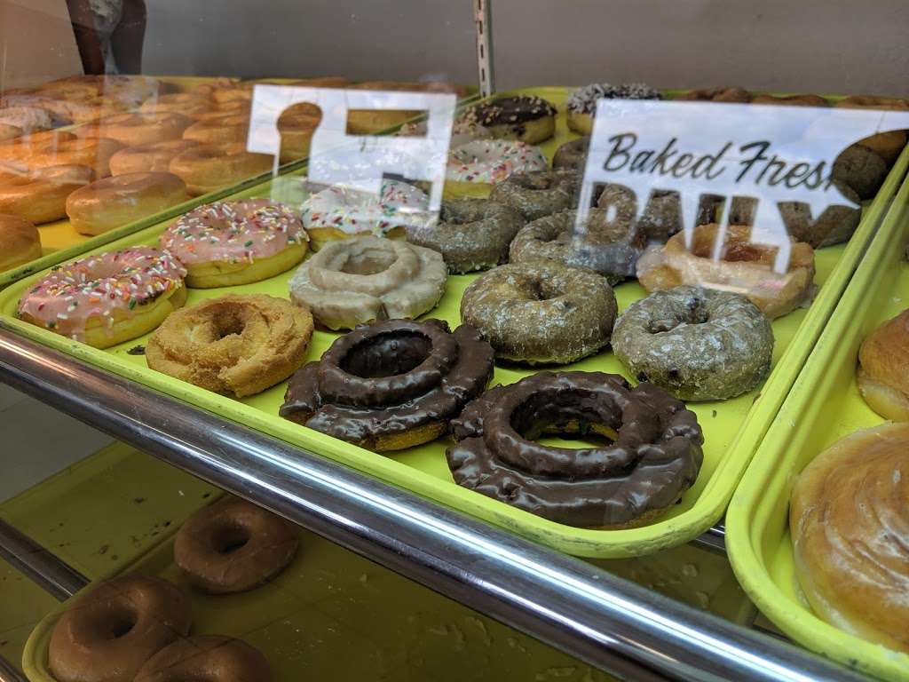 Paradise Donuts | 2214 FM523, Oyster Creek, TX 77541, USA | Phone: (979) 480-7407