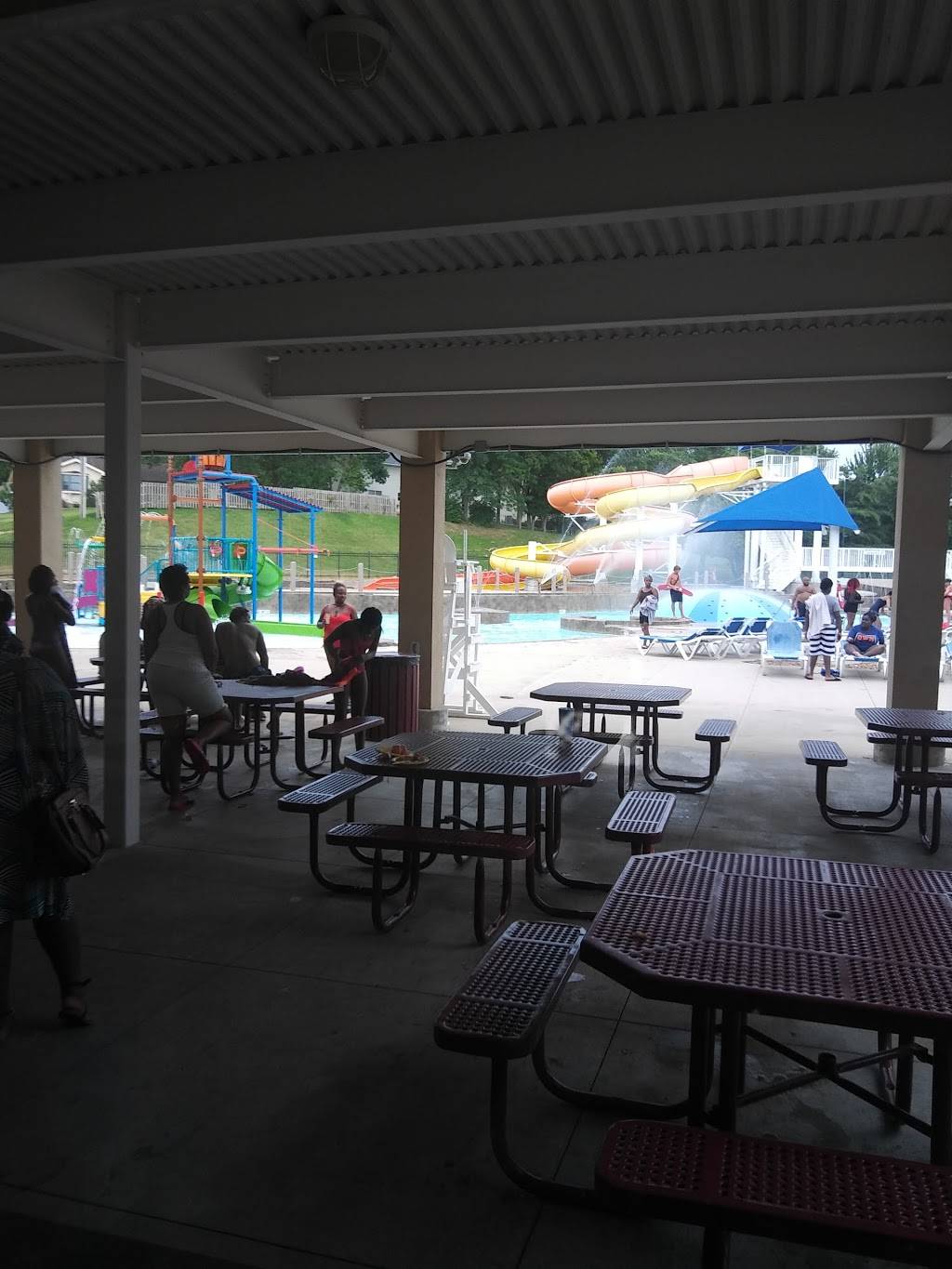White Birch Bay Aquatic Center | 1186 Teson Rd, Hazelwood, MO 63042, USA | Phone: (314) 513-5091