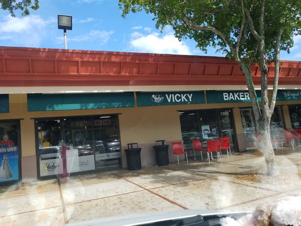 Vicky Bakery | 13925 NW 67th Ave, Hialeah, FL 33014, USA | Phone: (305) 827-2223