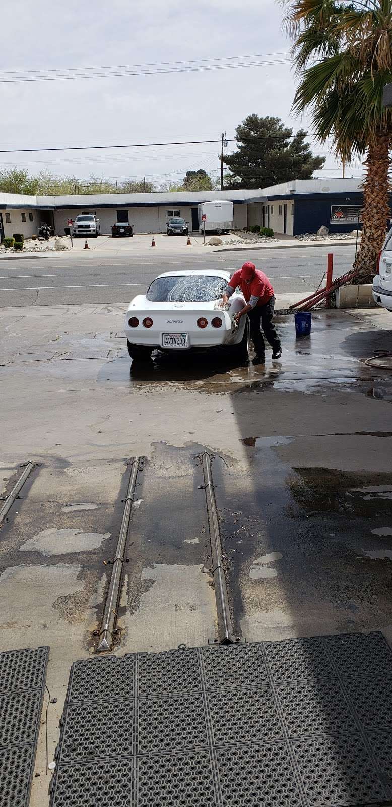 Vip Car Wash & Car Care Center | 44267 Division St, Lancaster, CA 93535 | Phone: (661) 945-5000