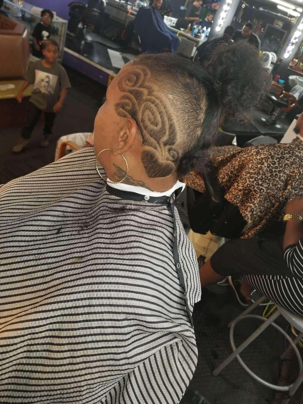 The Royal Room | 5033 S 16th St, Phoenix, AZ 85040, USA | Phone: (602) 281-2887