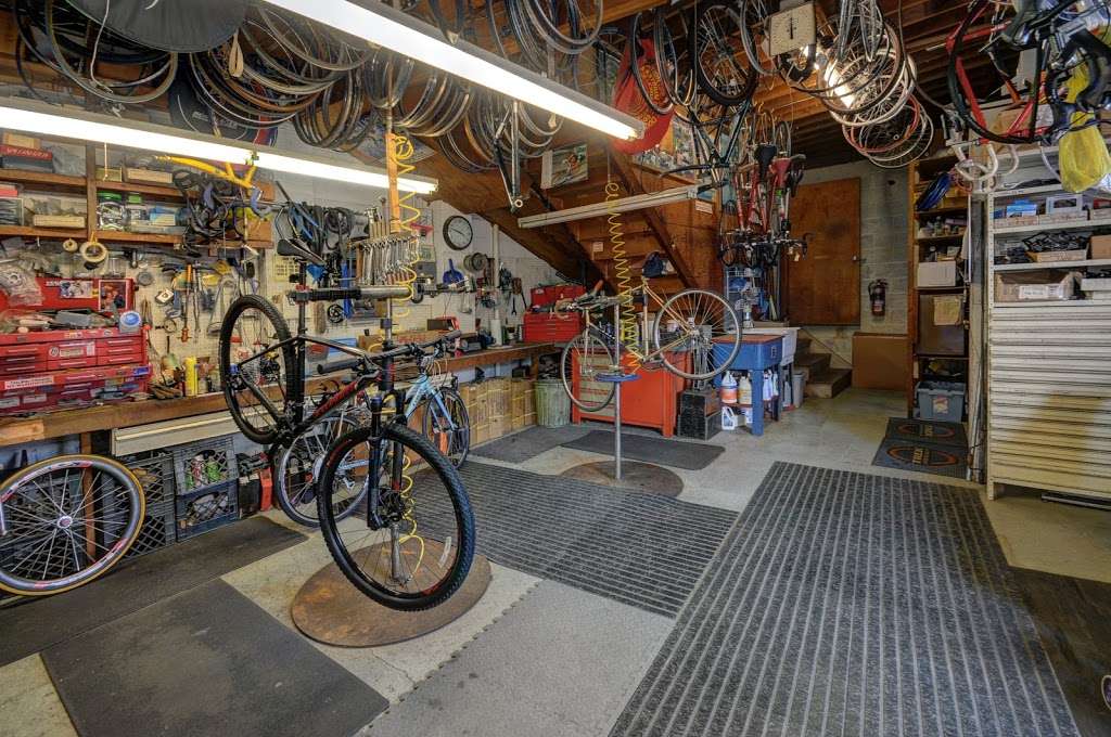 Toms Atlantic Cyclery | 188 1st Ave, Atlantic Highlands, NJ 07716, USA | Phone: (732) 291-2664