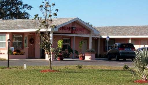 Coral Ridge Inn | 40990 US-27, Davenport, FL 33837, USA | Phone: (863) 438-7475