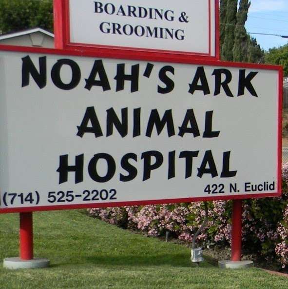 Noahs Ark Animal Hospital | 422 N Euclid St, Fullerton, CA 92832 | Phone: (714) 525-2202