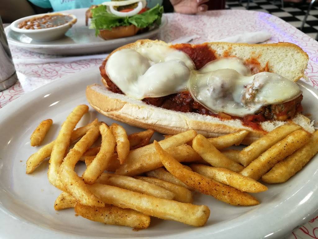 STARLITE DINER | 401 N Atlantic Ave, Daytona Beach, FL 32118, USA | Phone: (386) 301-5796