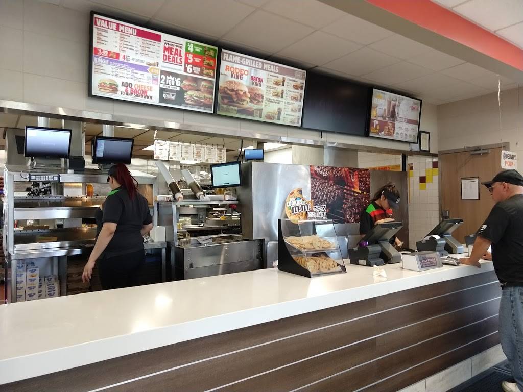 Burger King | 2000 W 47th St, Chicago, IL 60609, USA | Phone: (773) 579-0082