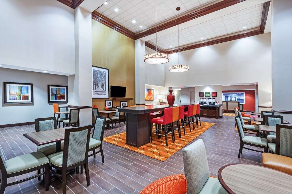 Hampton Inn & Suites Houston I-10 West Park Row | 18014 Park Row, Houston, TX 77084, USA | Phone: (281) 578-6700