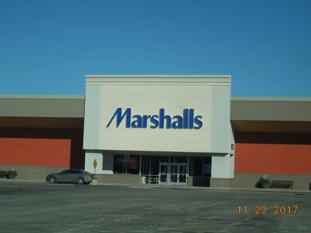 Marshalls | 7601 S Cicero Ave, Chicago, IL 60652, USA | Phone: (773) 284-8711